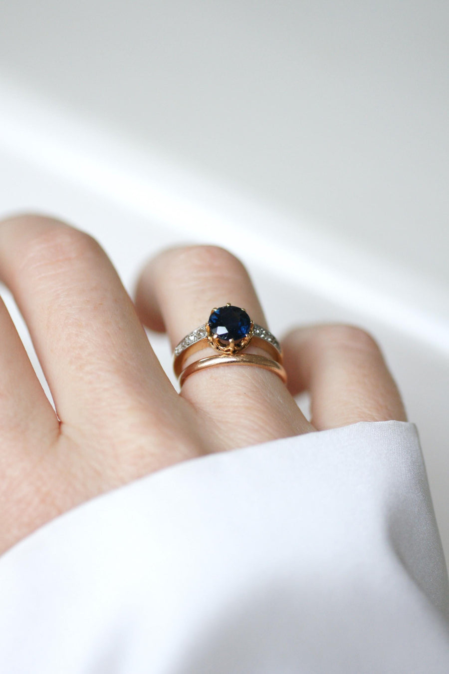 Belle Epoque Ring 1.50 Cts Sapphire and Diamonds on Yellow Gold and Platinum