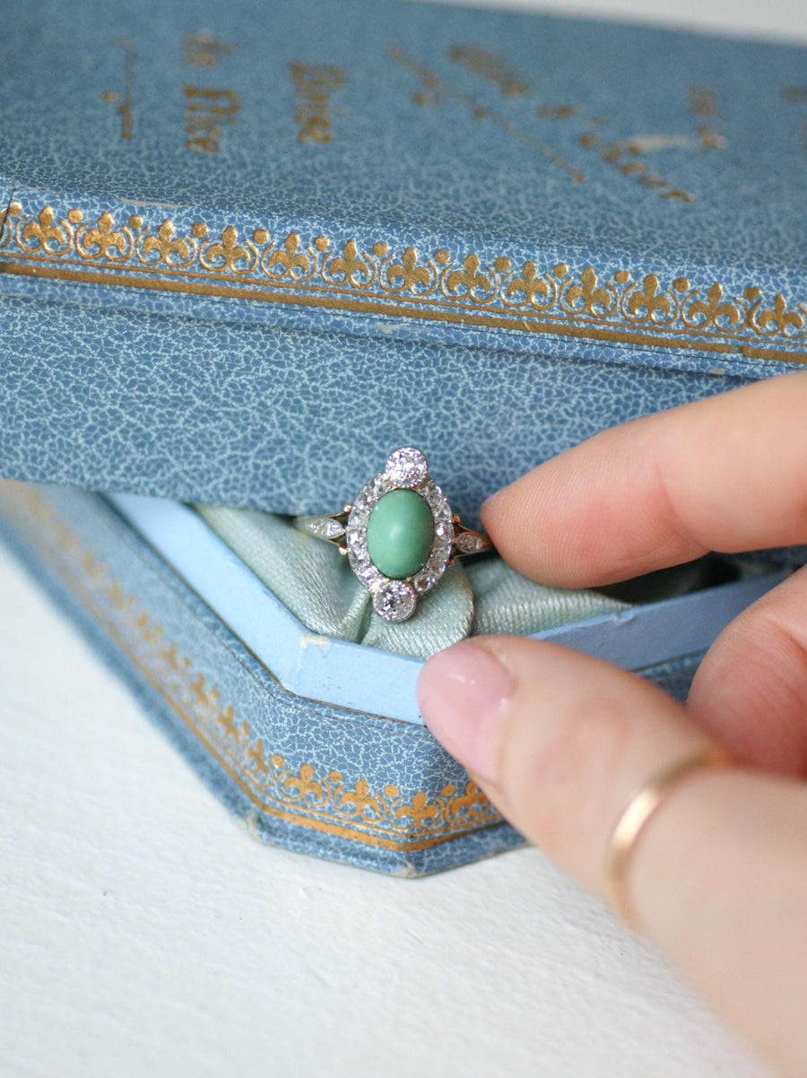Belle Epoque Turquoise Ring Surrounded by 0.75 Ct Diamonds on Yellow Gold and Platinum