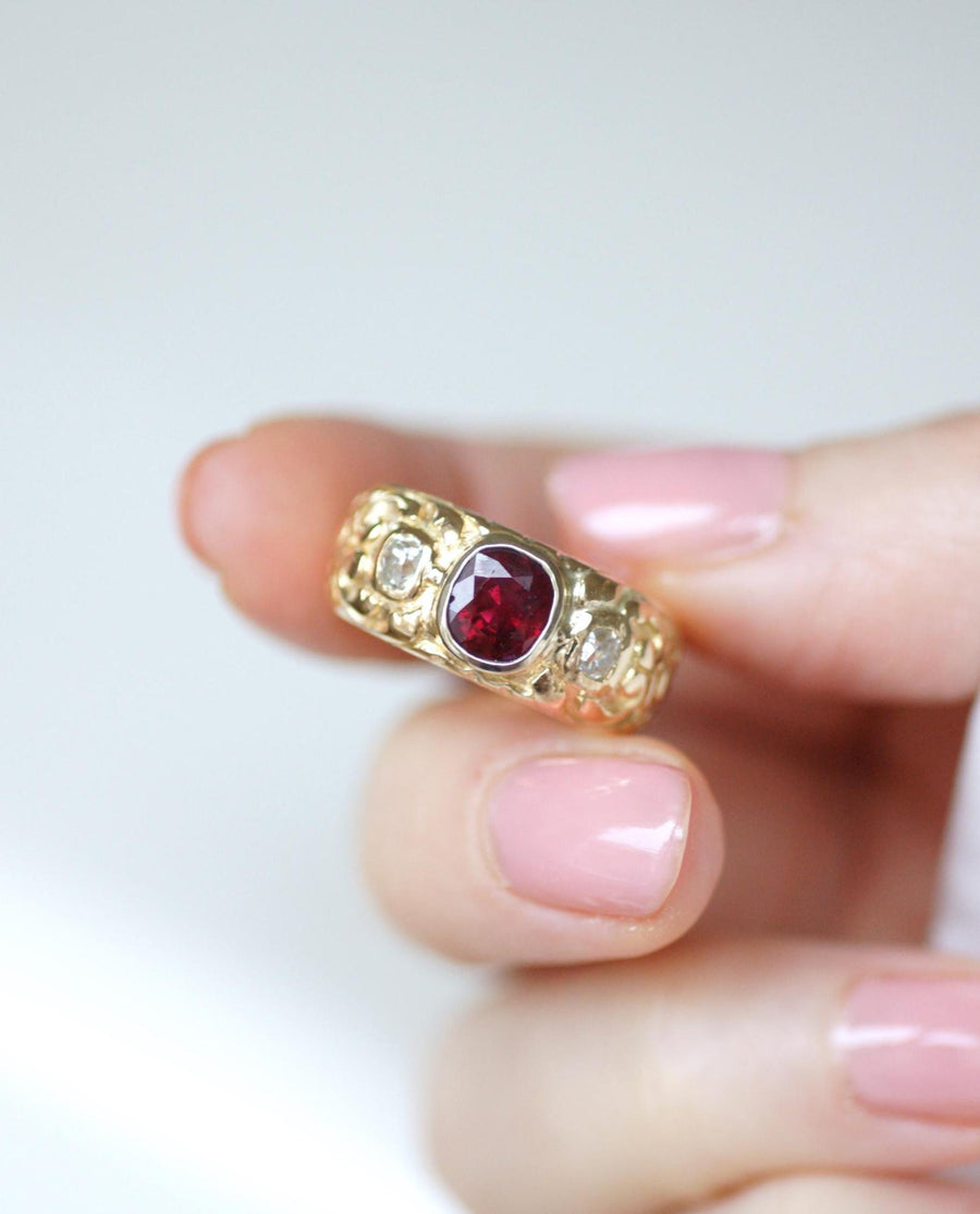 Antique Band Ring Ruby 1.70 Cts and Diamonds on Yellow Gold