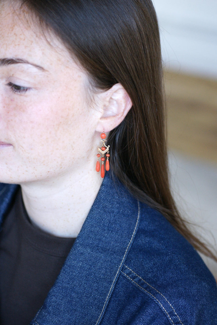 Girandoles Antique Rose Gold and Coral Drop Earrings
