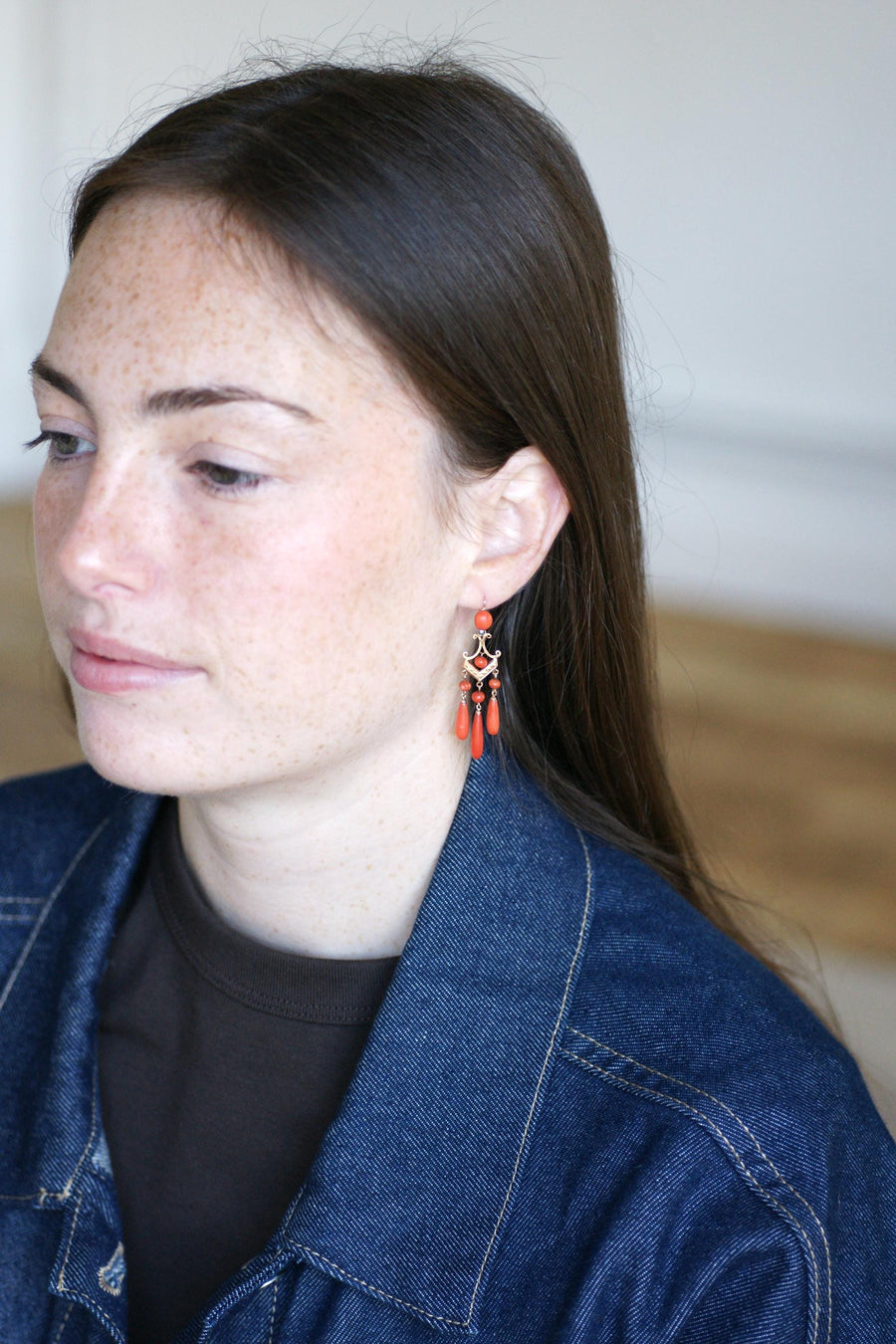 Girandoles Antique Rose Gold and Coral Drop Earrings