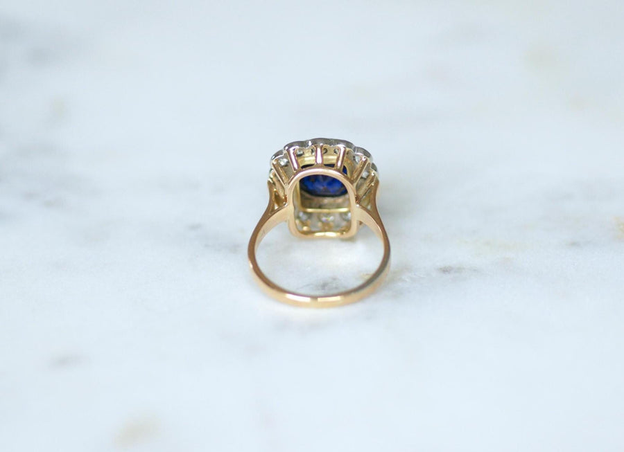 Art Deco Pompadour Ring Unheated Siam Sapphire 3.65 Cts and Diamonds on Pink and White Gold