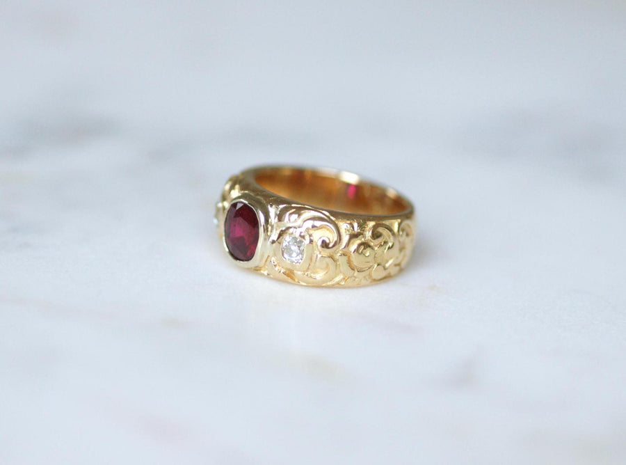 Antique Band Ring Ruby 1.70 Cts and Diamonds on Yellow Gold