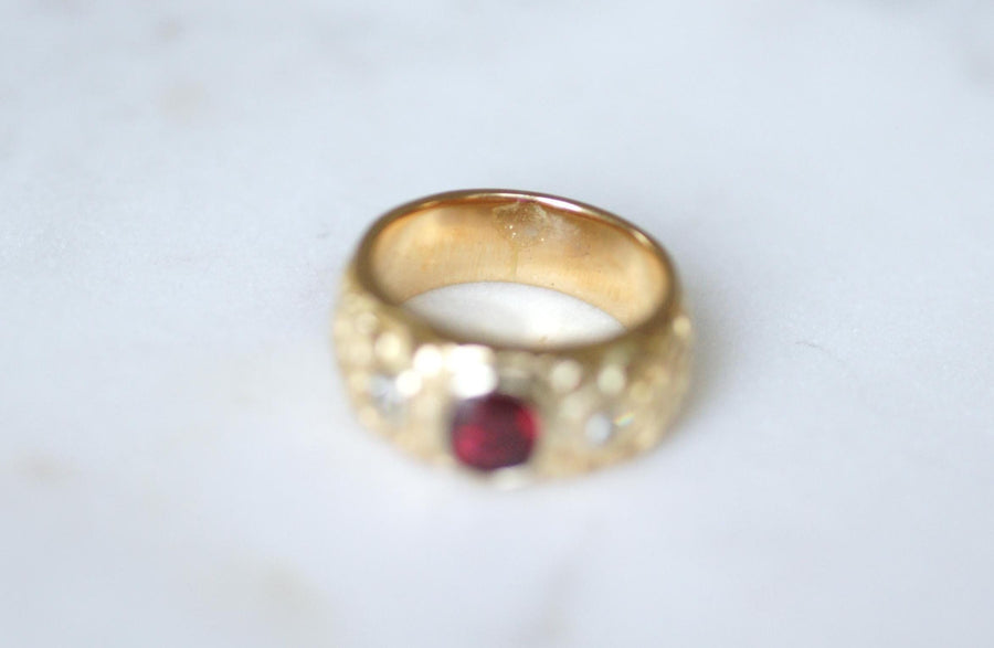 Antique Band Ring Ruby 1.70 Cts and Diamonds on Yellow Gold