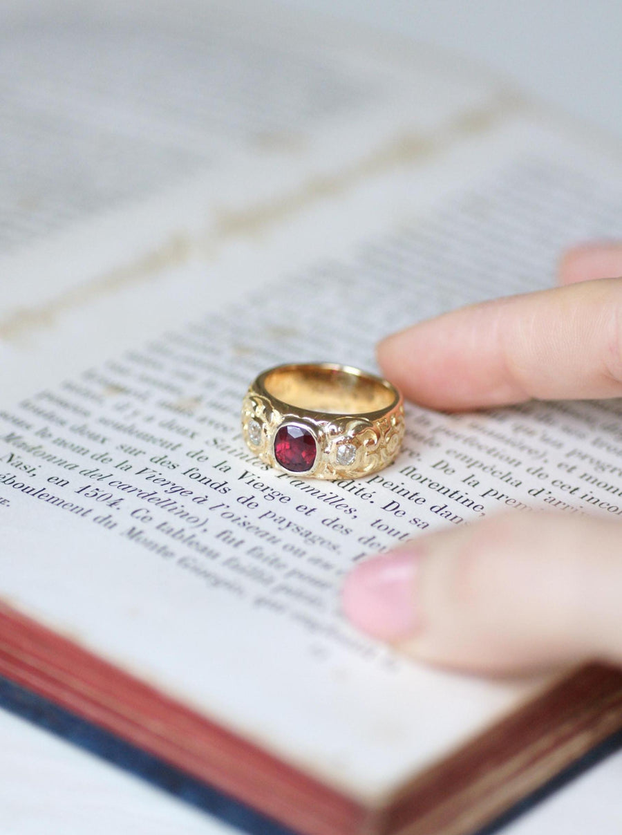 Antique Band Ring Ruby 1.70 Cts and Diamonds on Yellow Gold