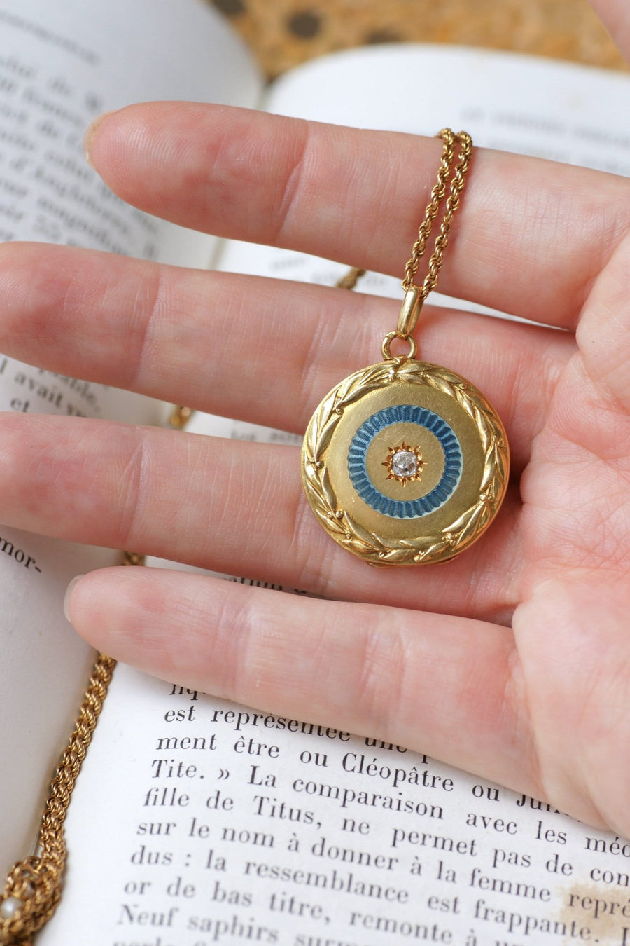 Yellow Gold Diamond Enamel Medallion with Gold Chain and Pearls - Galerie Pénélope