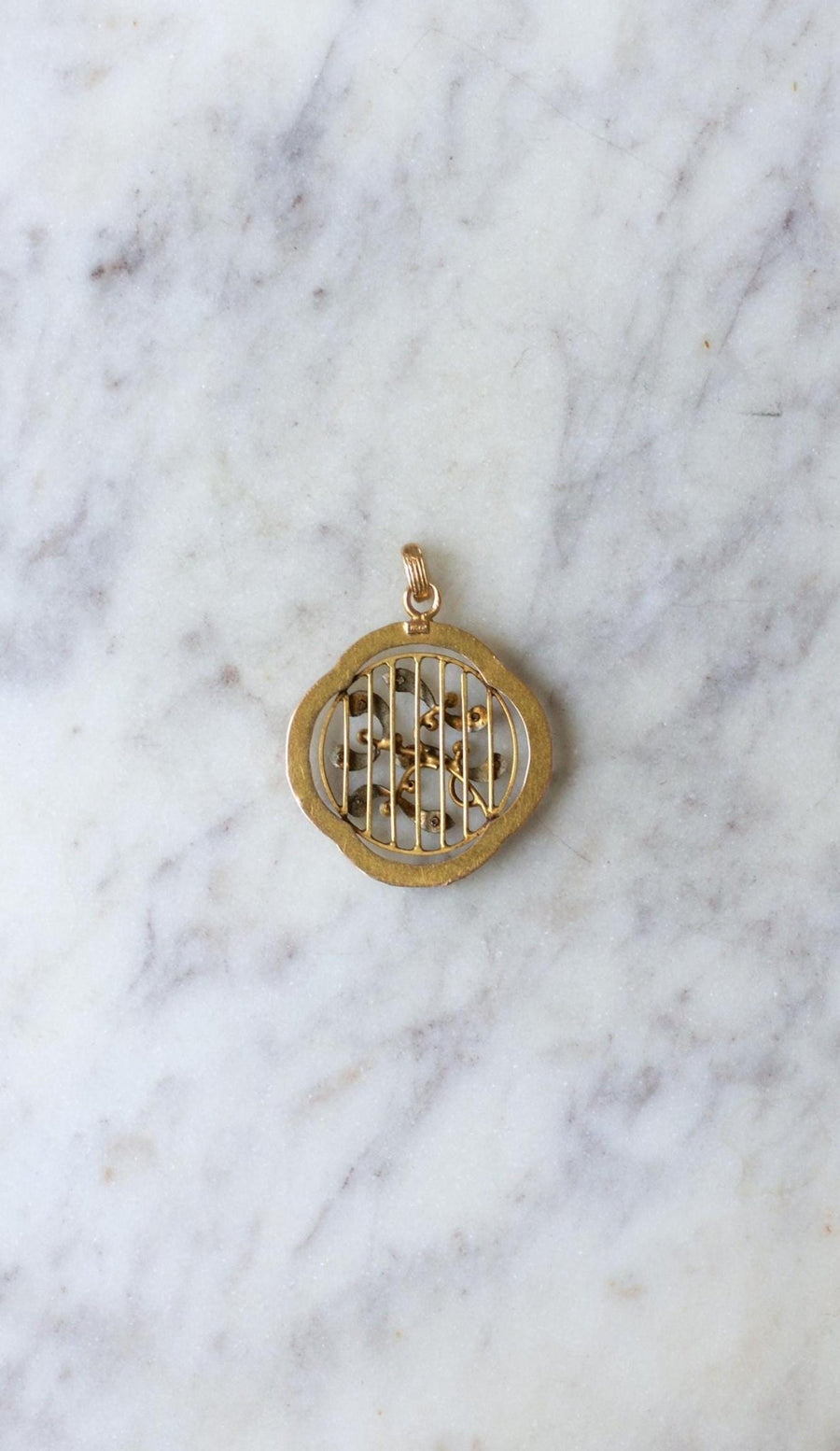 Art Nouveau Mistletoe Yellow Gold Pearl and Diamond Pendant - Galerie Pénélope