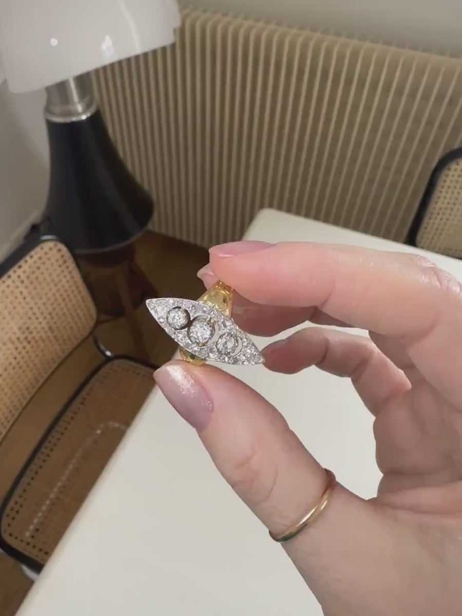 Antique marquise ring, diamonds on gold and platinum