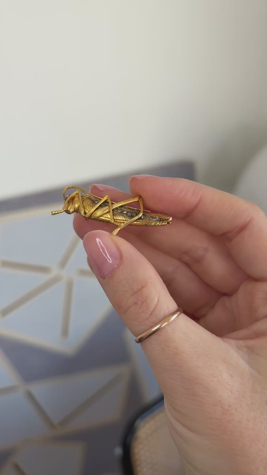 Antique Sauterelle brooch Yellow gold and diamonds