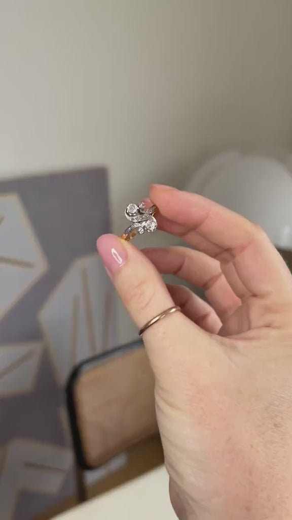 Toi et Moi Diamond Ring in Gold and Platinum Belle Epoque