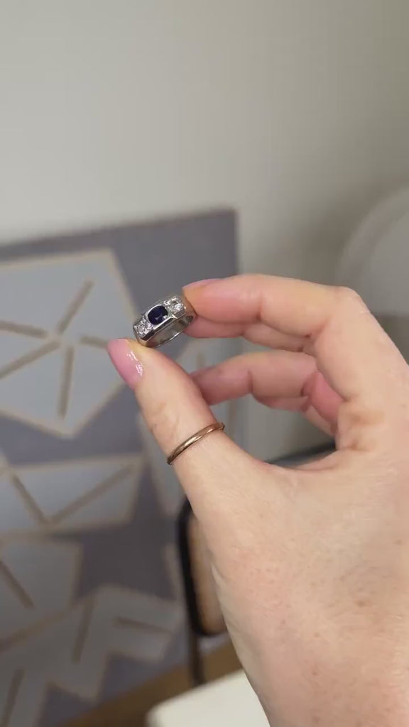 Louis Heissler Art Deco Signet Ring with Sapphire and Diamonds on Platinum