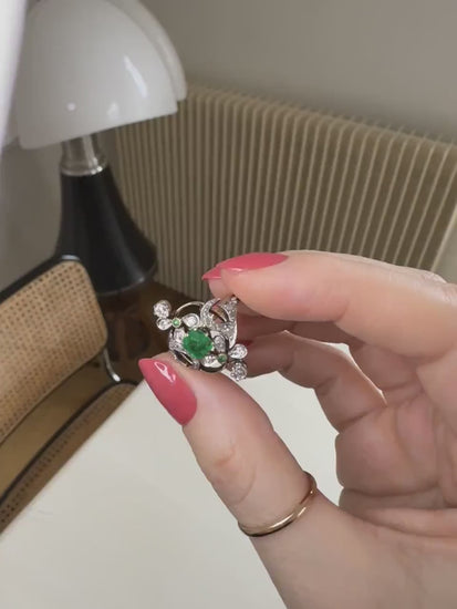 Duchess engagement ring, emeralds and diamonds on gold and platinum, 19th century