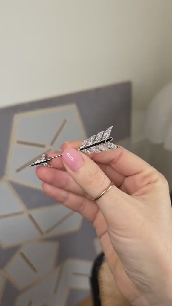Art Deco Diamond Arrow Brooch on White Gold and Platinum