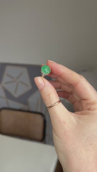 Art Deco Emerald Cabochon Engraved Ring with Diamonds on Gold and Platinum