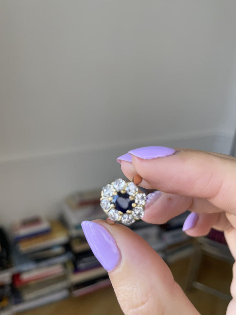 Sapphire daisy ring with diamonds