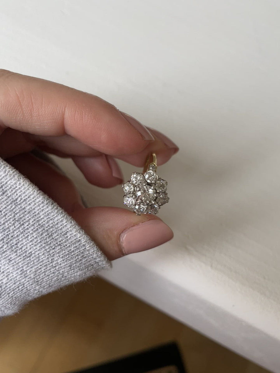 Antique daisy ring diamonds 2.30 Cts