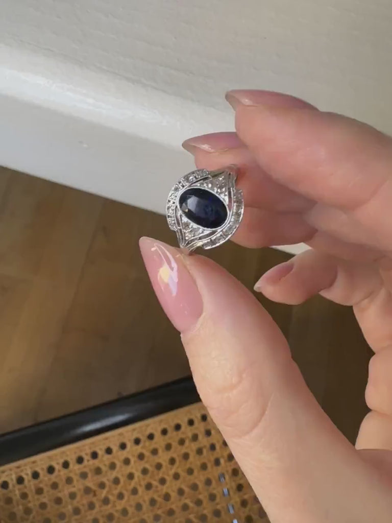 Art Deco style dome ring, sapphire and diamonds on gold