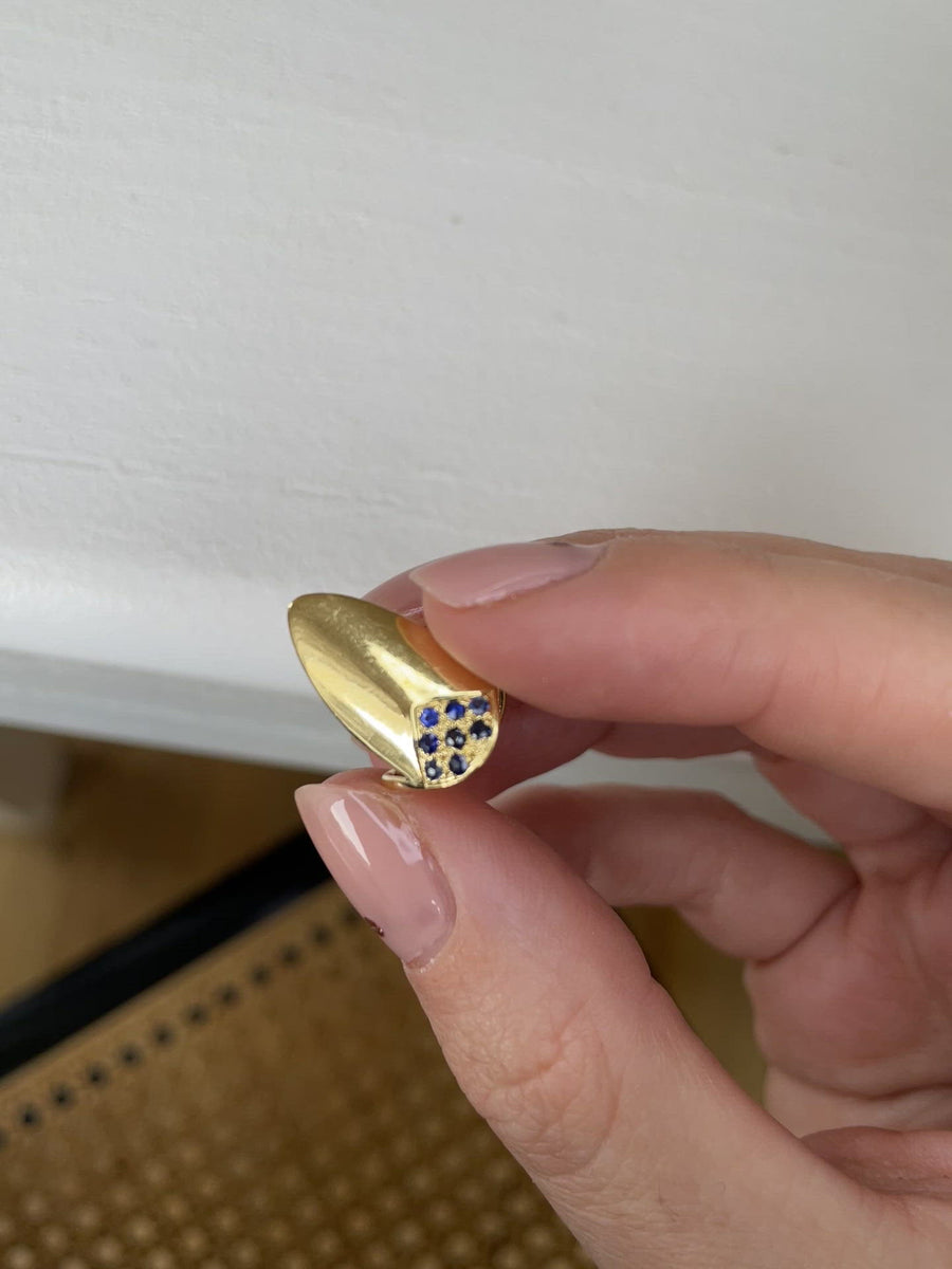 Vintage gold and sapphire nail ring