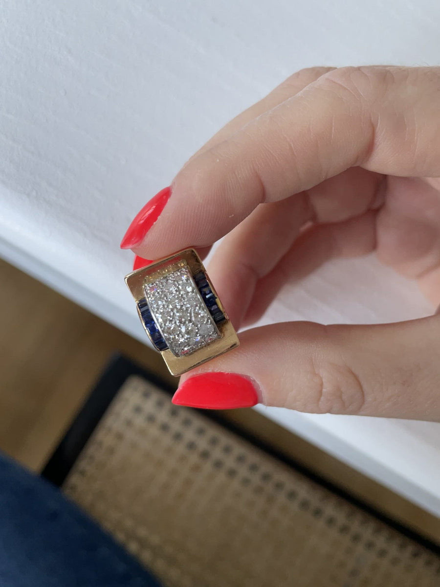 Vintage Art Deco 18Kt gold and platinum Tank ring set with diamonds and sapphires, 40s