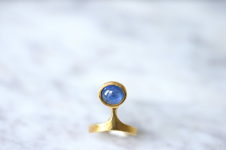 70s Burmese Sapphire Ring by Costanza - Penelope Gallery