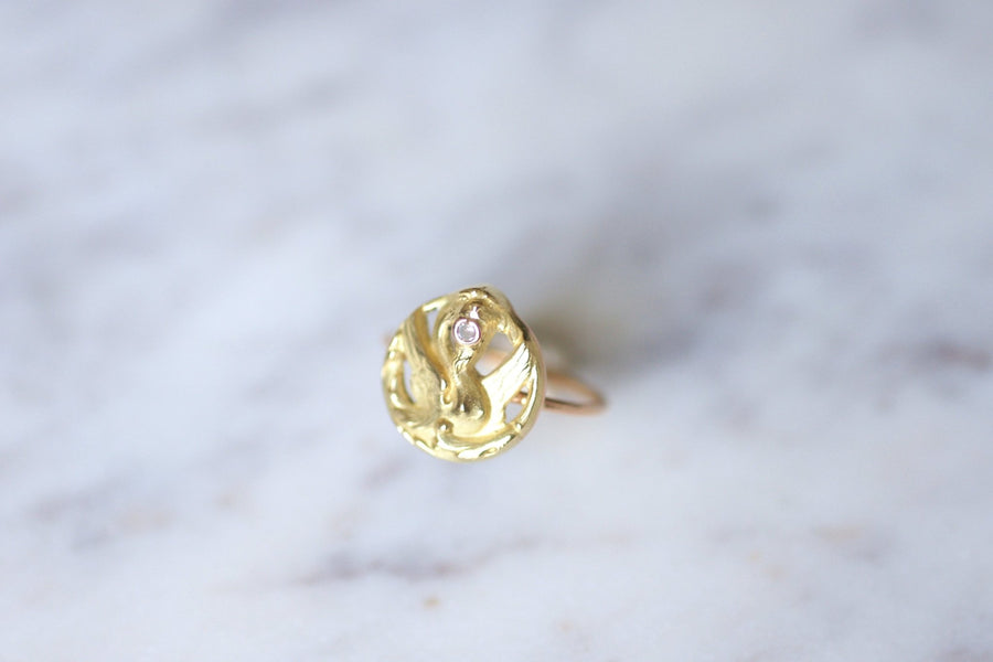 Antique yellow gold and diamond chimera dragon ring - Galerie Pénélope