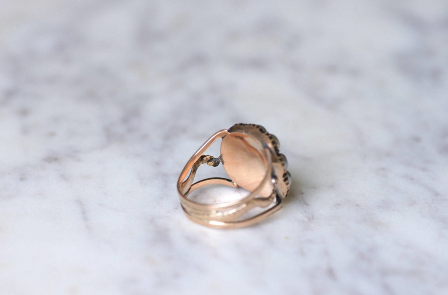 Antique emerald ring with pearls - Penelope Gallery