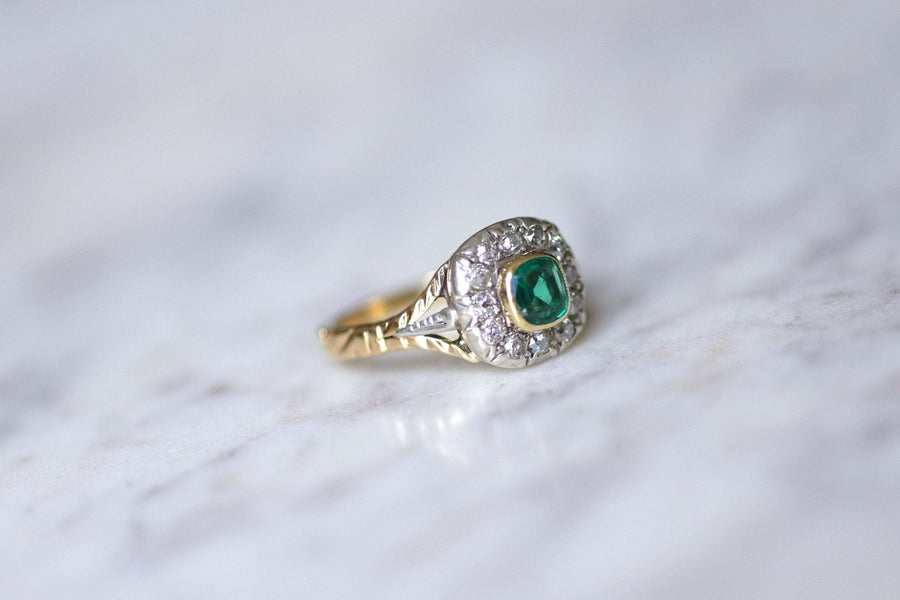 Antique emerald ring with diamonds - Penelope Gallery