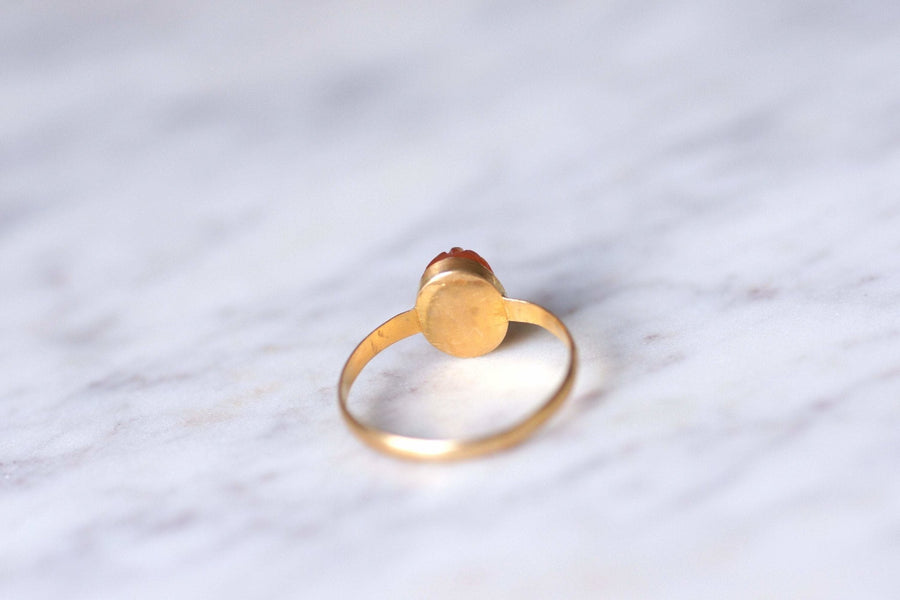 Antique yellow gold and carnelian cameo ring - Galerie Pénélope