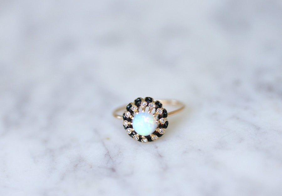 Antique pink gold, opal, diamond and enamel ring - Galerie Pénélope