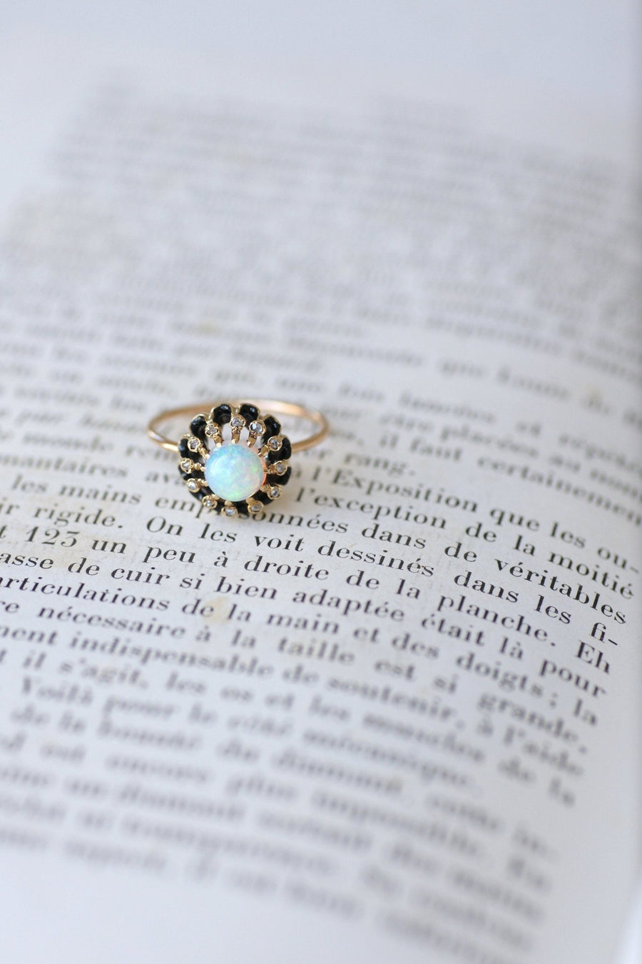 Antique pink gold, opal, diamond and enamel ring - Galerie Pénélope