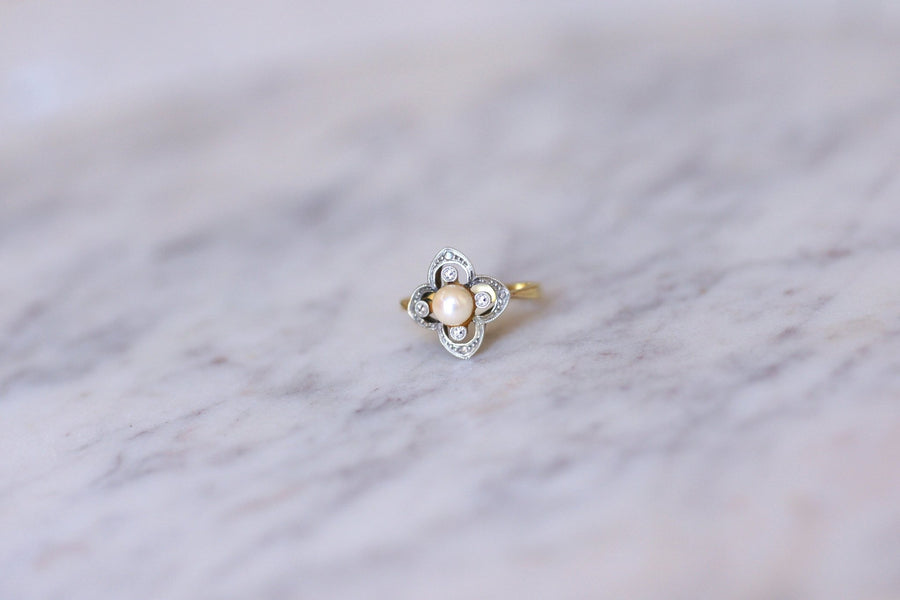 Antique yellow gold flower, pearl and diamond ring - Galerie Pénélope