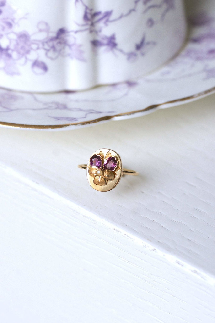 Antique gold pansy flower and amethysts ring - Galerie Pénélope