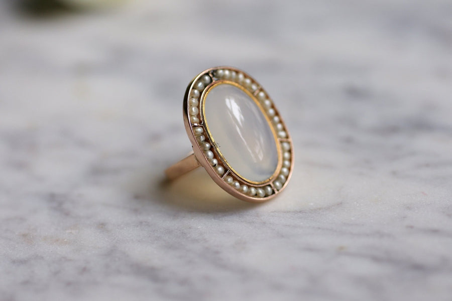 Antique pink gold, blue-grey chalcedony and pearls ring - Galerie Pénélope