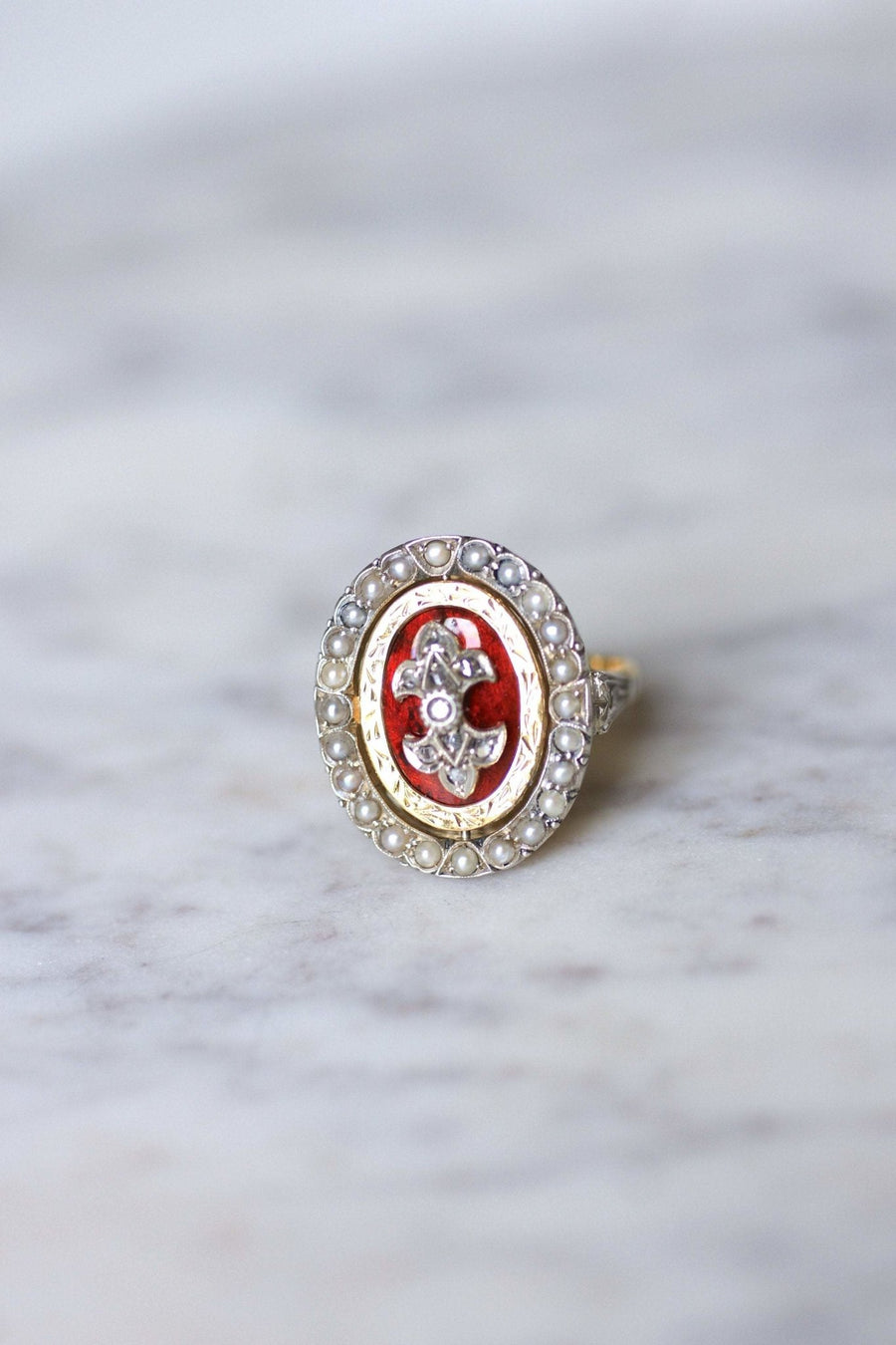 Antique swivel enameled gold and silver ring set with diamonds - Galerie Pénélope
