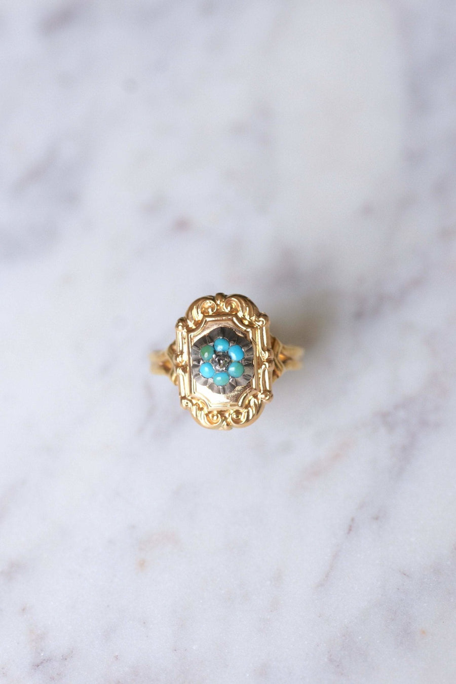 Yellow gold, turquoise and diamond antique plate ring - Galerie Pénélope