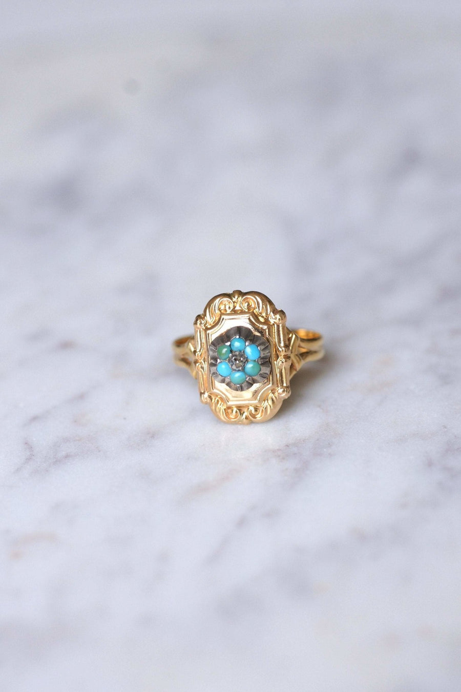 Yellow gold, turquoise and diamond antique plate ring - Galerie Pénélope