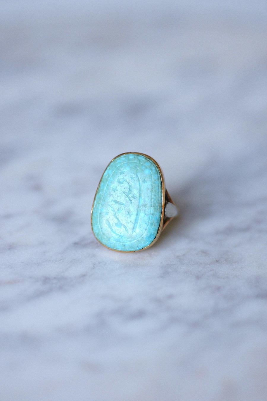 Antique turquoise intaglio ring engraved on gold - Galerie Pénélope