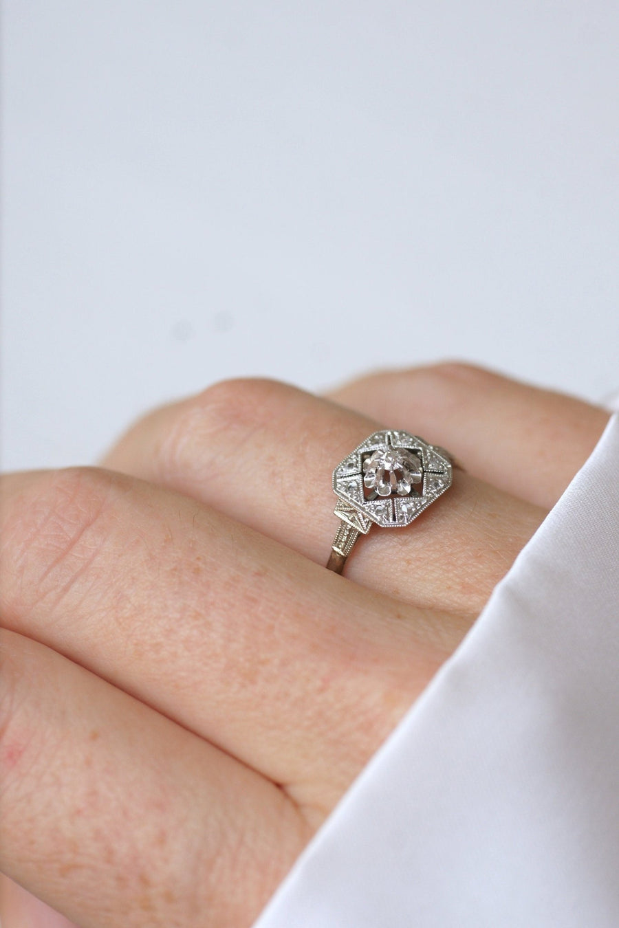 Square Art Deco Ring, White Gold, Platinum and Diamonds - Penelope Gallery