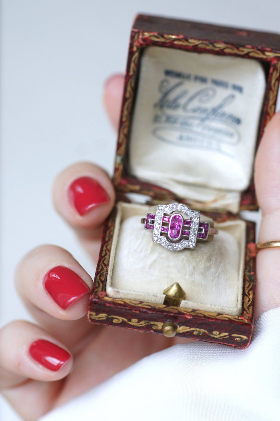 Art Deco diamond and ruby ring - Penelope Gallery
