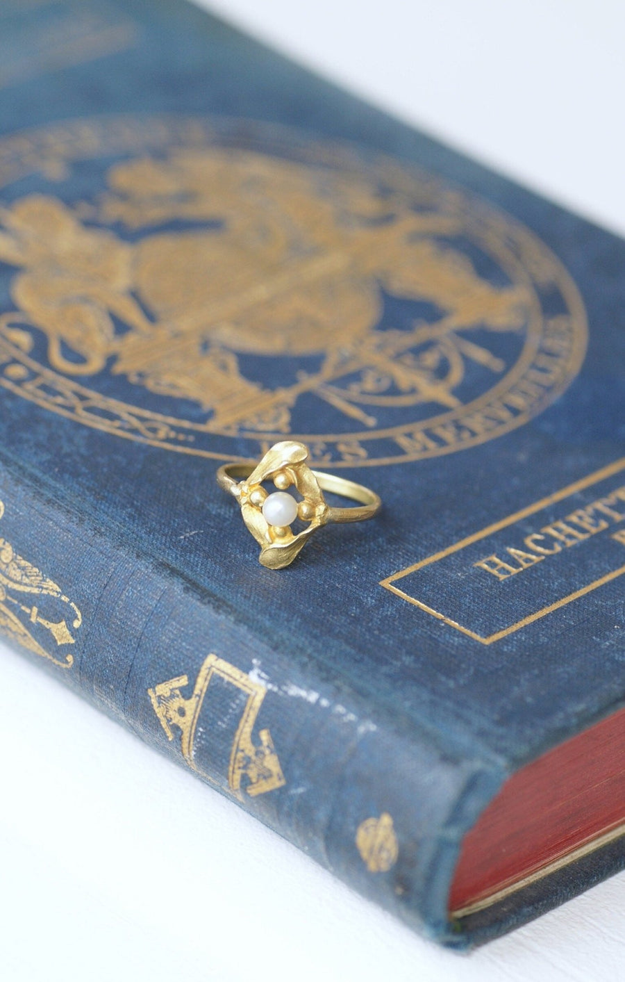 Art Nouveau mistletoe, gold and pearl ring - Penelope Gallery