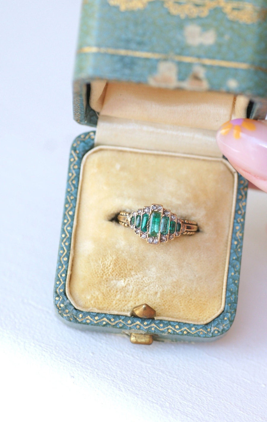 Emerald and diamond band ring - Penelope Gallery
