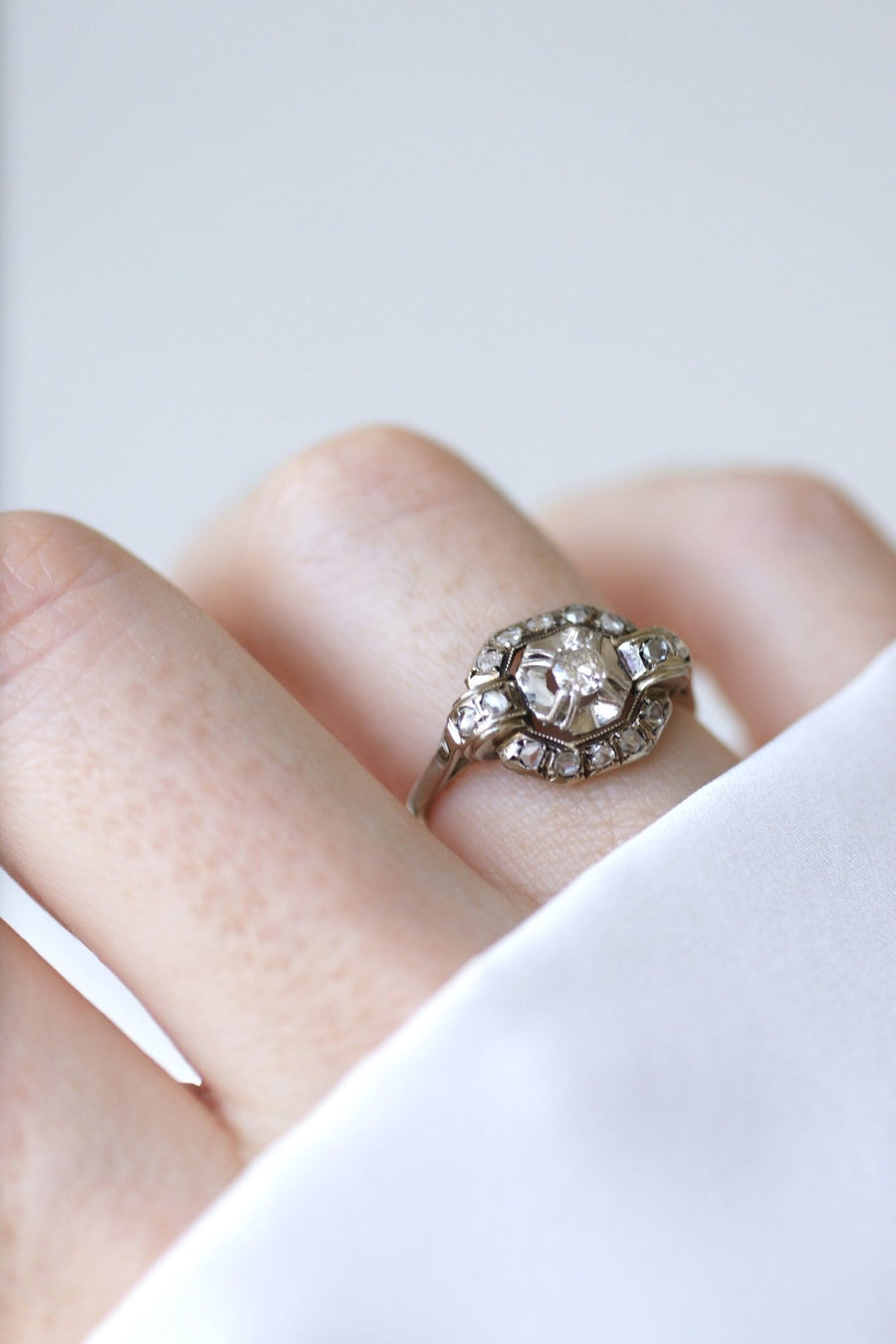 Square Art Deco diamond ring - Galerie Pénélope