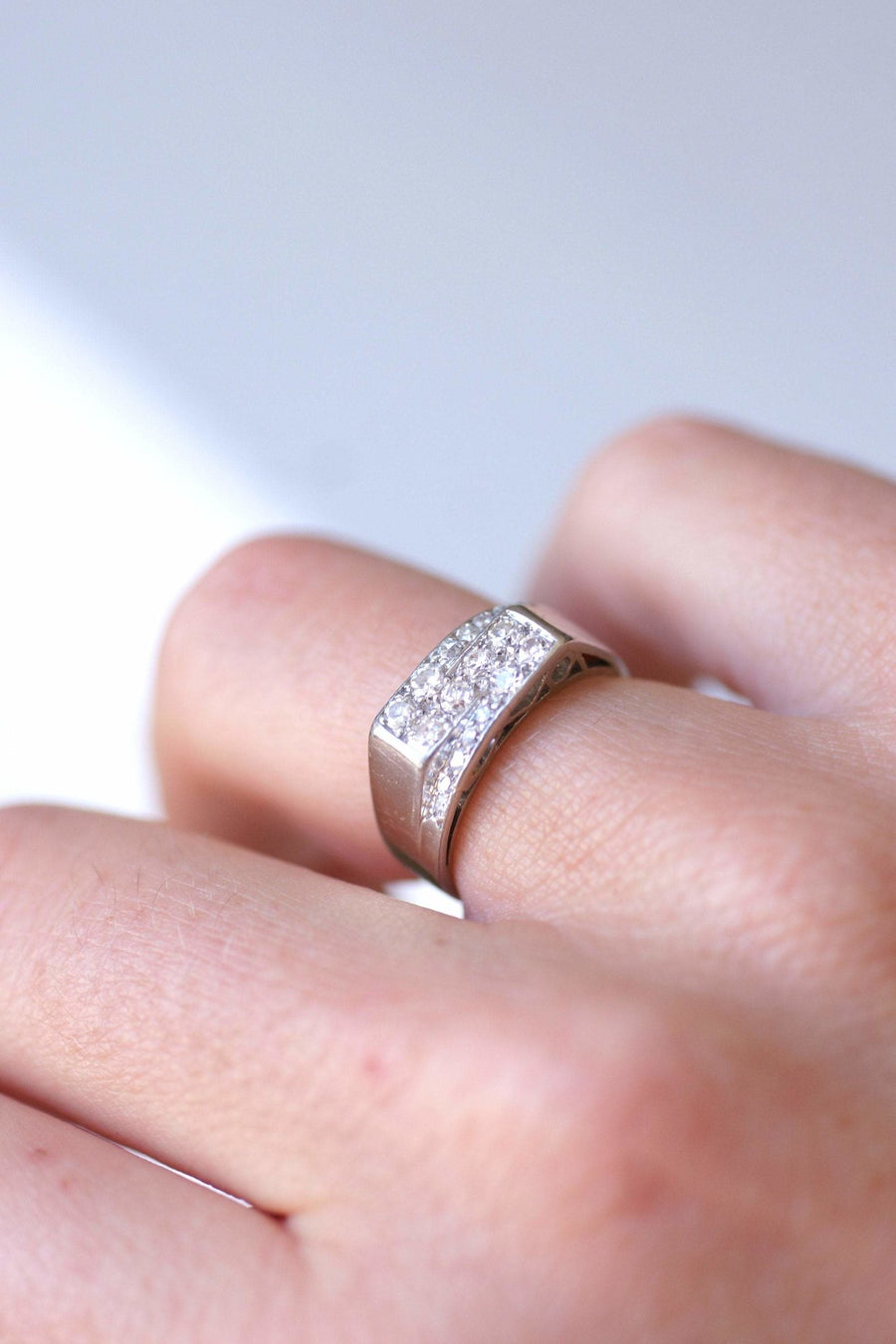 Art Deco knight ring, diamonds and platinum - Galerie Pénélope