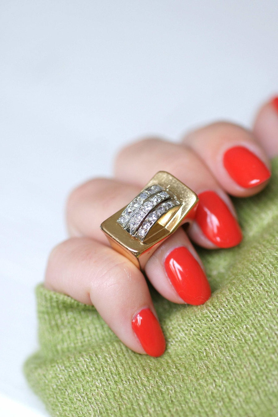 Gold and diamond signet ring - Penelope Gallery