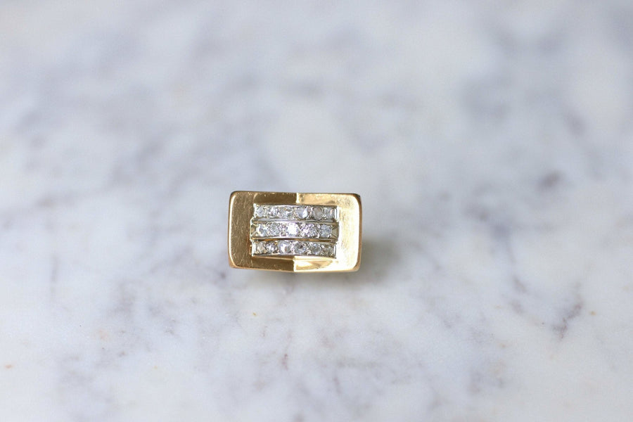 Gold and diamond signet ring - Penelope Gallery