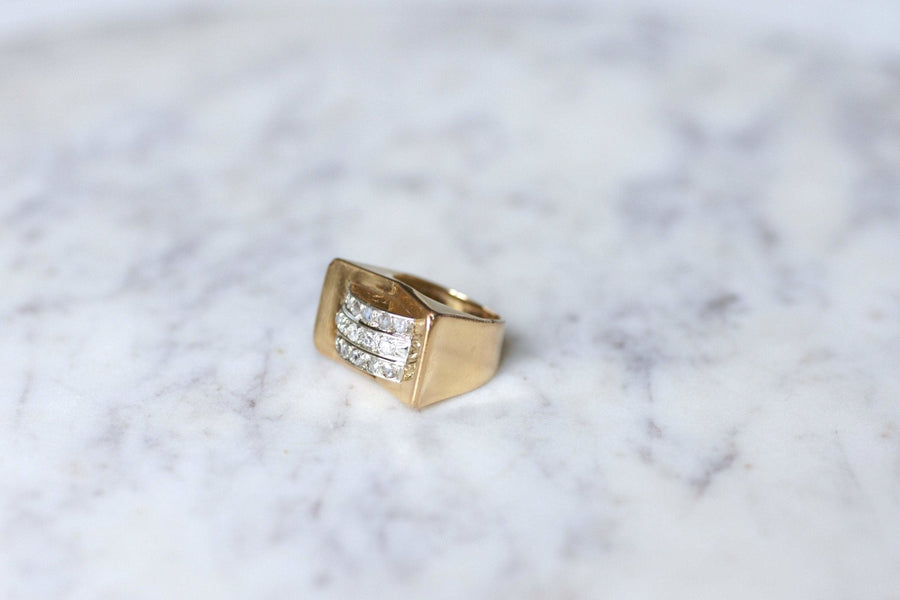 Gold and diamond signet ring - Penelope Gallery