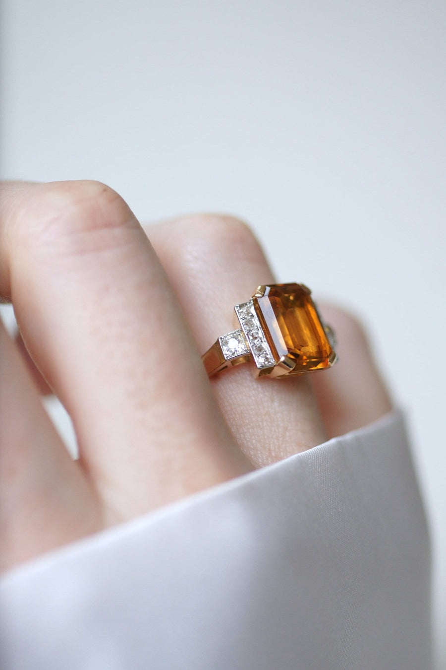 Citrine and diamond cocktail ring - Galerie Pénélope