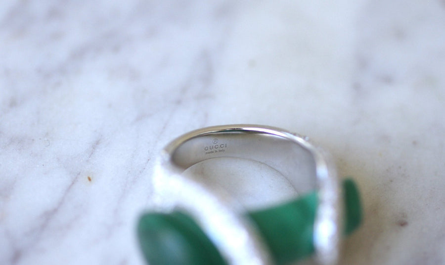Gucci Cocktail Ring, malachite and diamonds on white gold - Penelope Gallery
