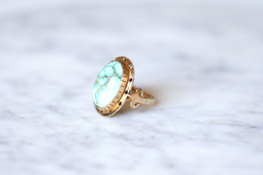 Vintage cocktail ring in 14Kt rose gold and turquoise cabochon - Galerie Pénélope