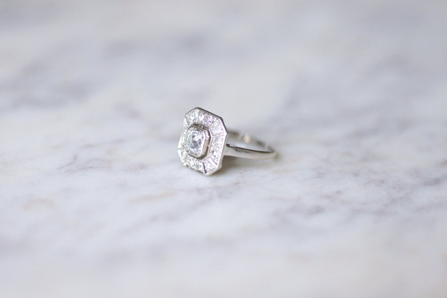 Art Deco octagonal platinum and diamond engagement ring - Galerie Pénélope